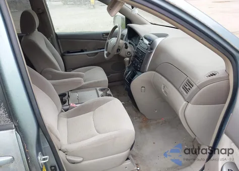 2007 Toyota Sienna Le z USA, uszkodzony, nr VIN 5TDZK23C97S046985